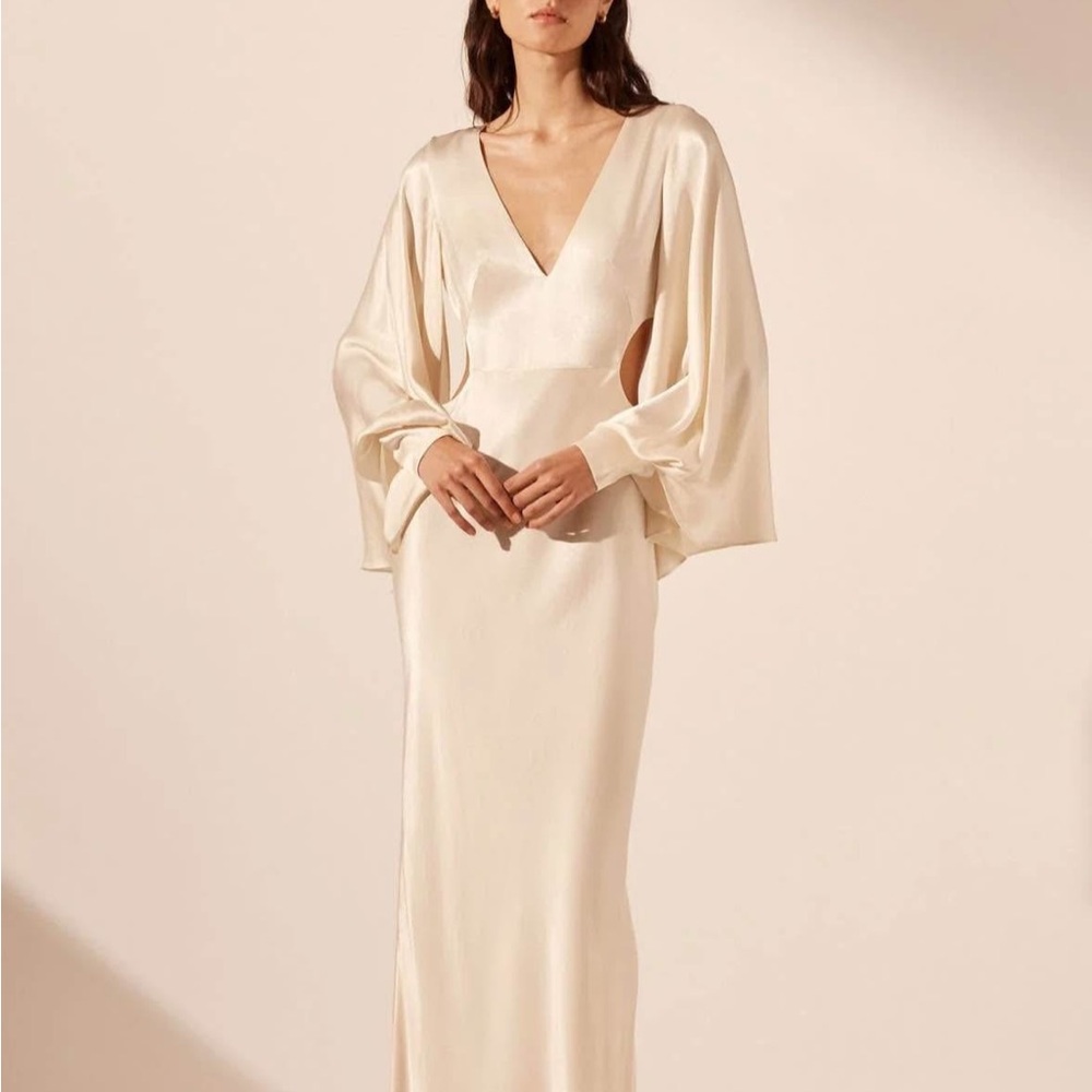 Elegant Cream V-Neck Gown